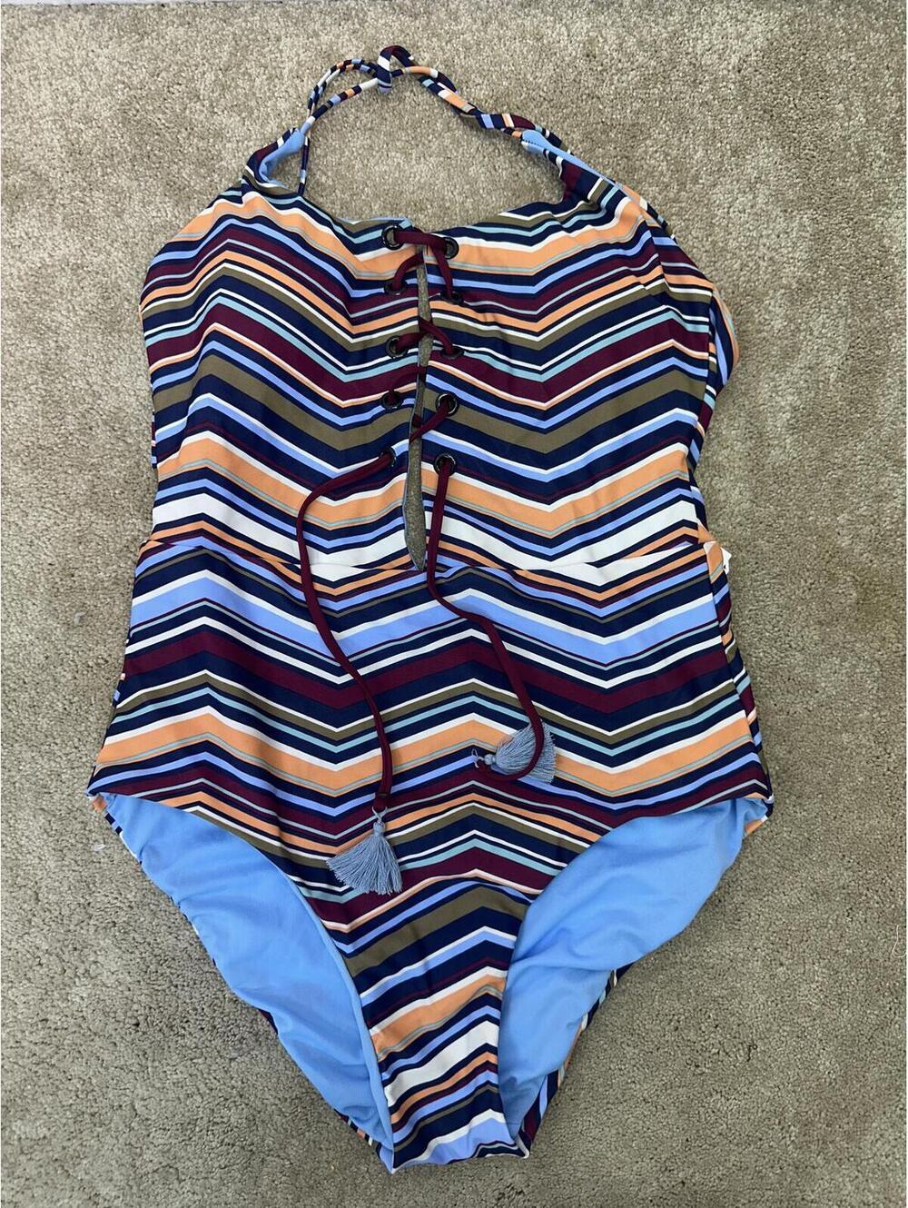 New Sz L Women’s Mossimo One-Piece Striped Zig-Zag Multicolor Swim Bathingsuit